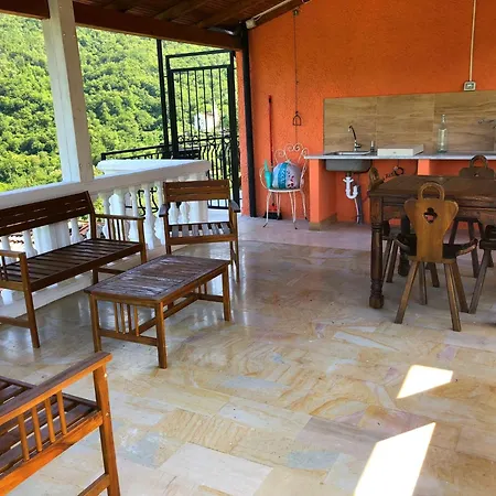 Cosy In With Terrace And Barbecue Holiday home *